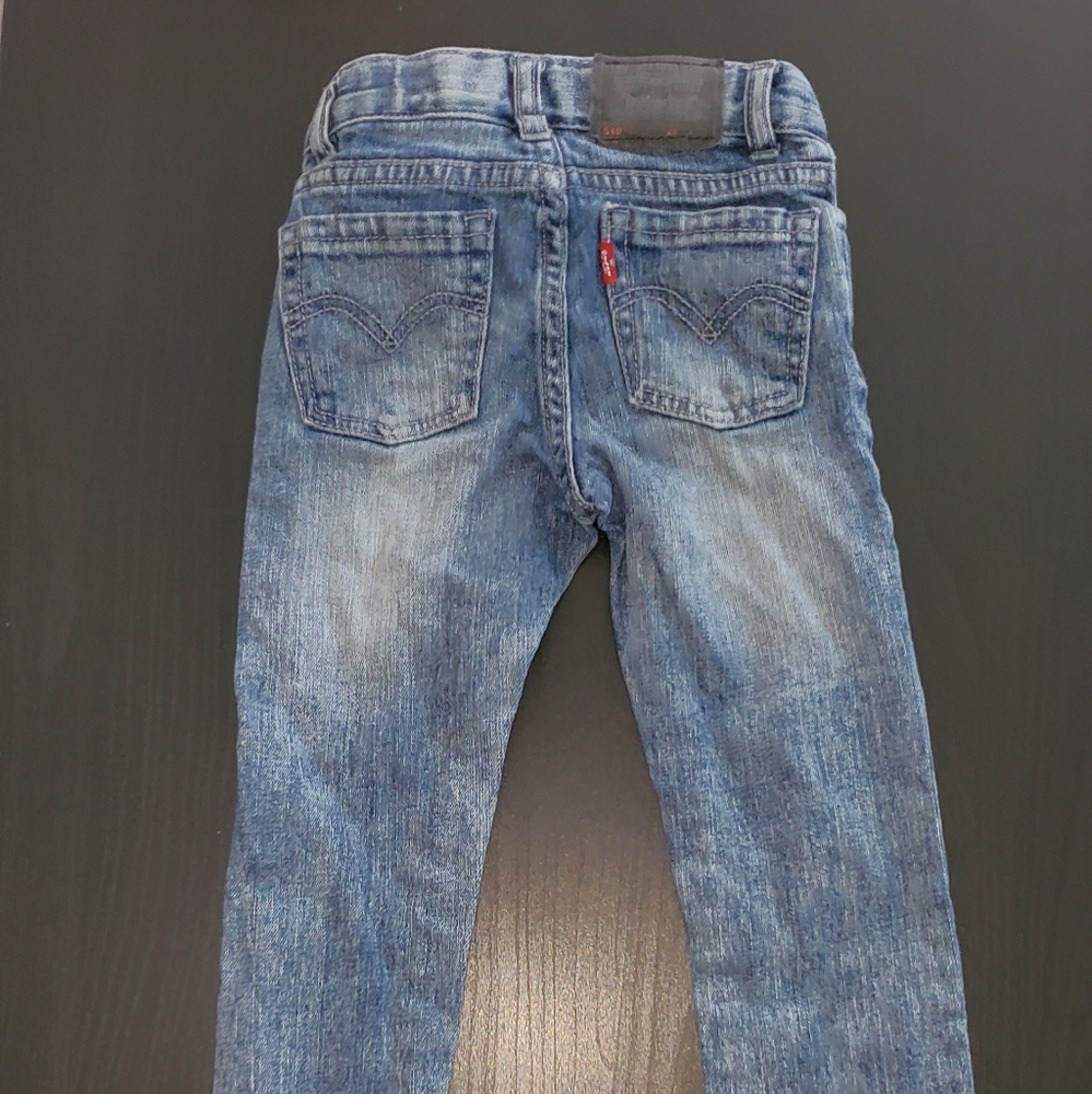 Levi Jeans - Picture 3 of 3